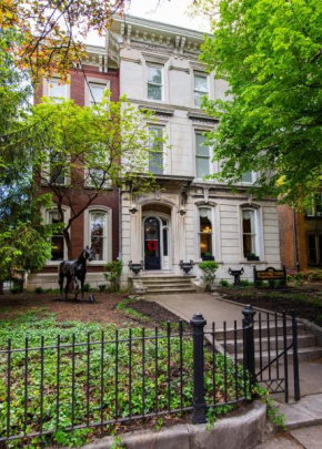 DuPont Mansion Bed & Breakfast